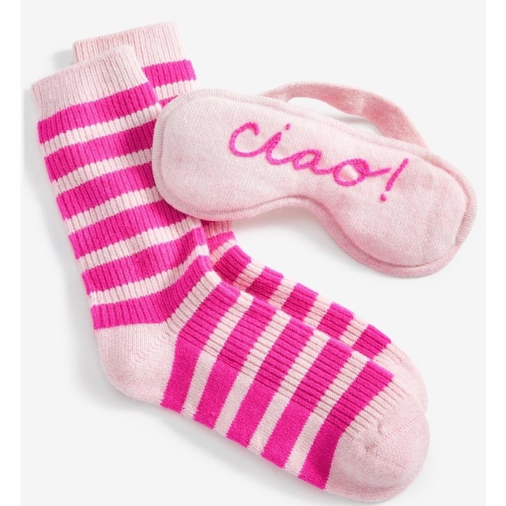 100% cashmere CIAO sleee mask and 100% cashmere socks Light Rose Heather